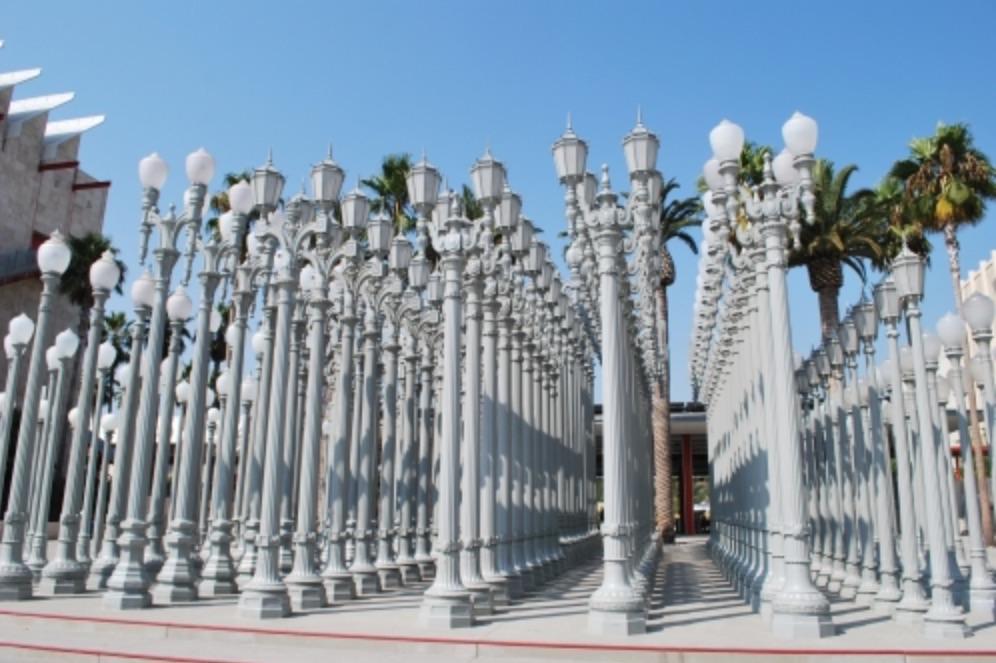 Cover image of this place Los Angeles County Museum of Art (LACMA)