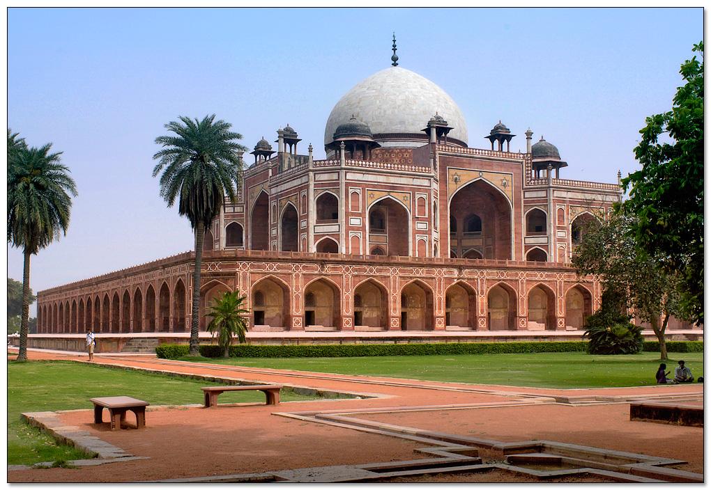 Cover image of this place Forts - Heritage & Architecture of Delhi