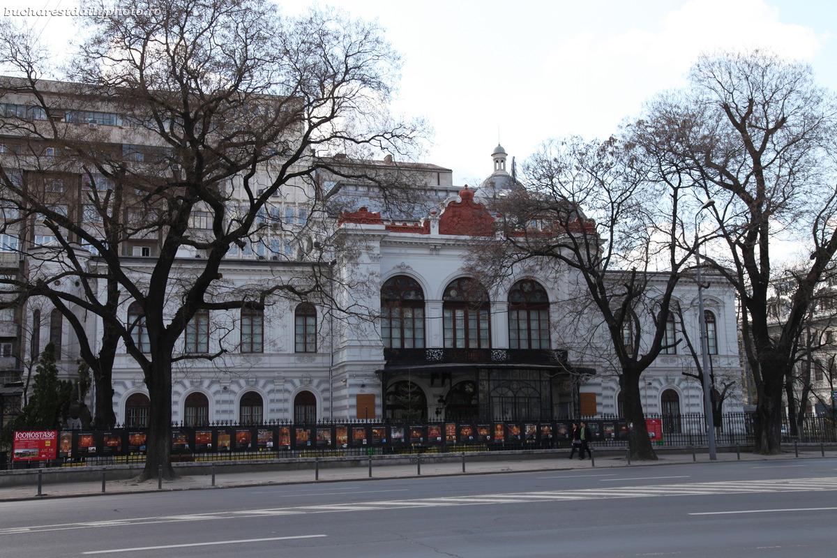 Cover image of this place Bucharest History & Art Museum