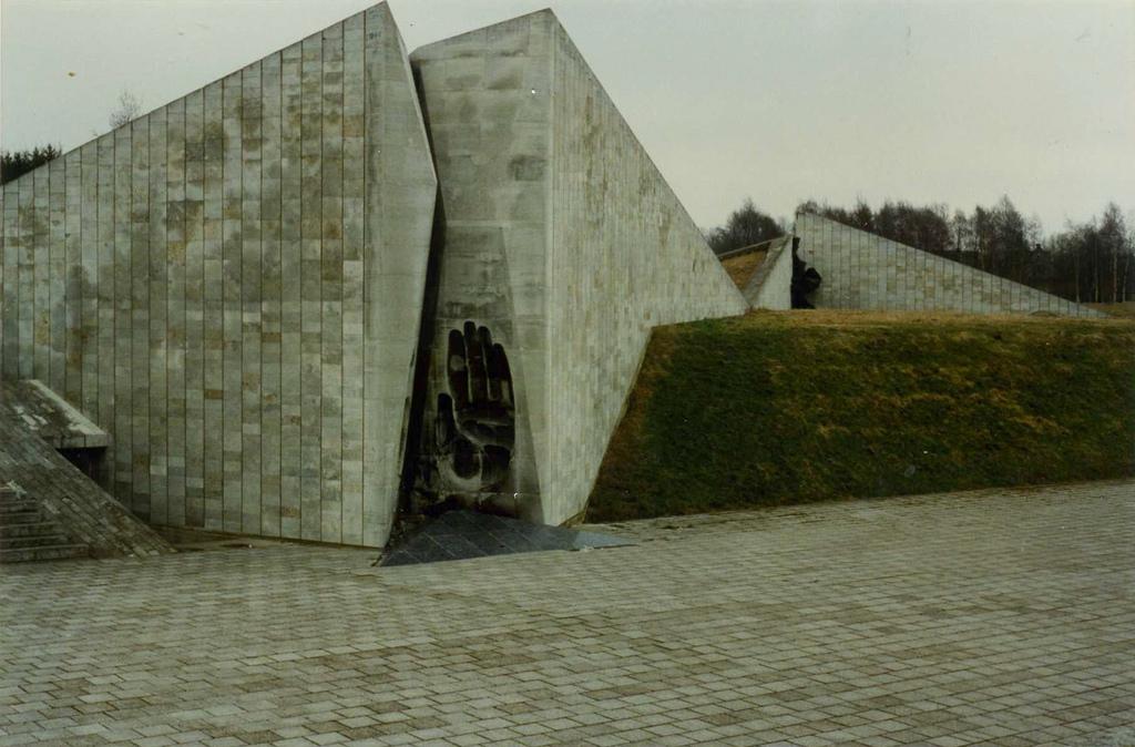 Cover image of this place Maarjamäe War Memorial