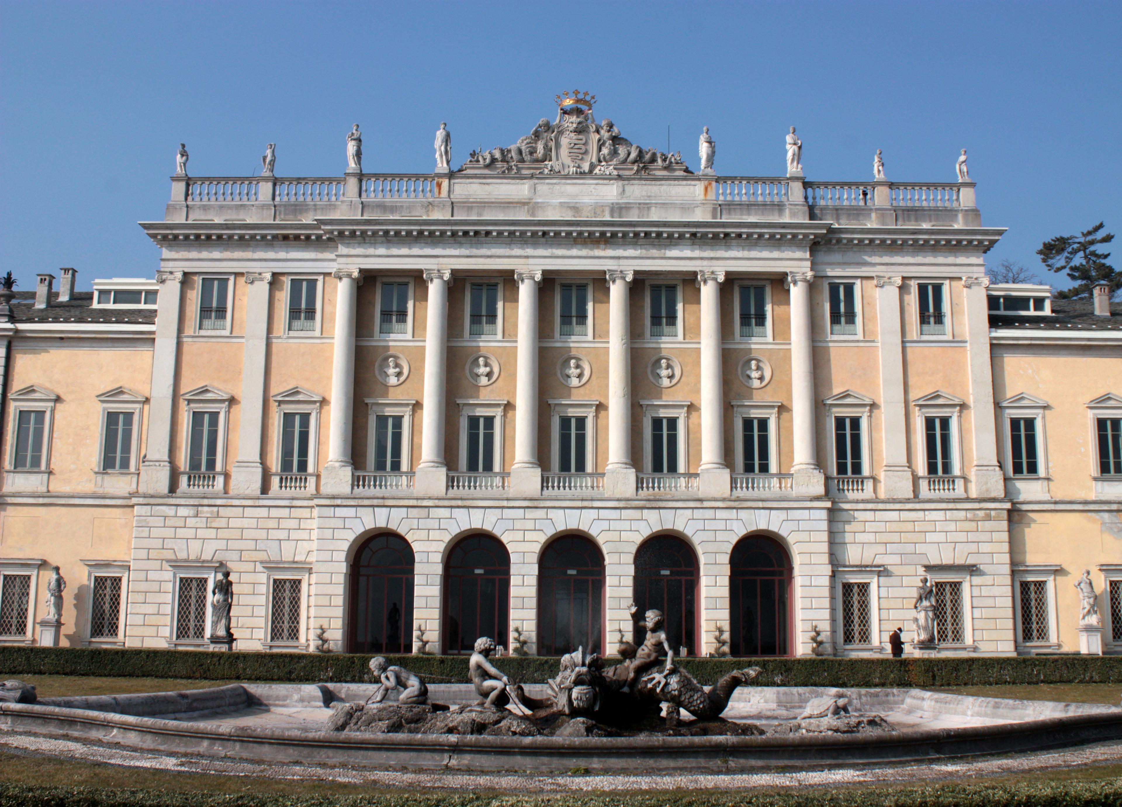 Cover image of this place Villa Olmo