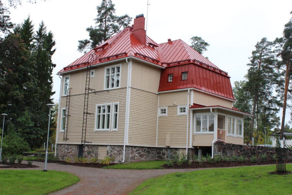 Cover image of this place Walking tour in the History of Kauniainen