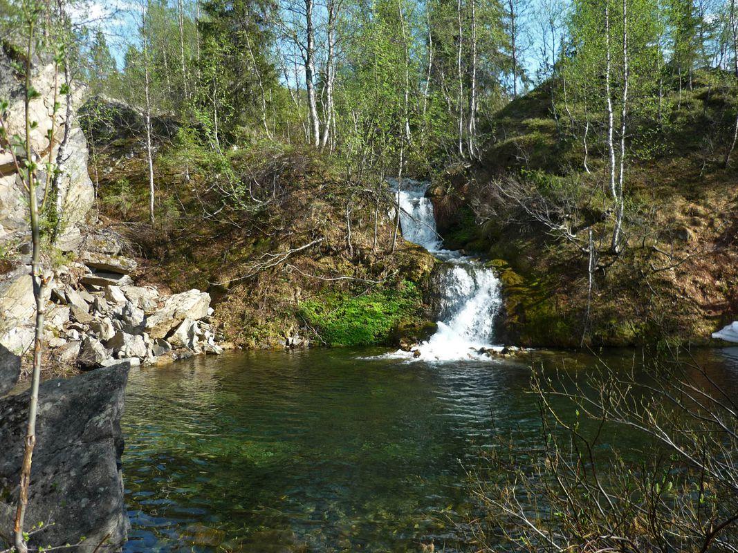 Cover image of this place Waterfalls Varkaanlampi