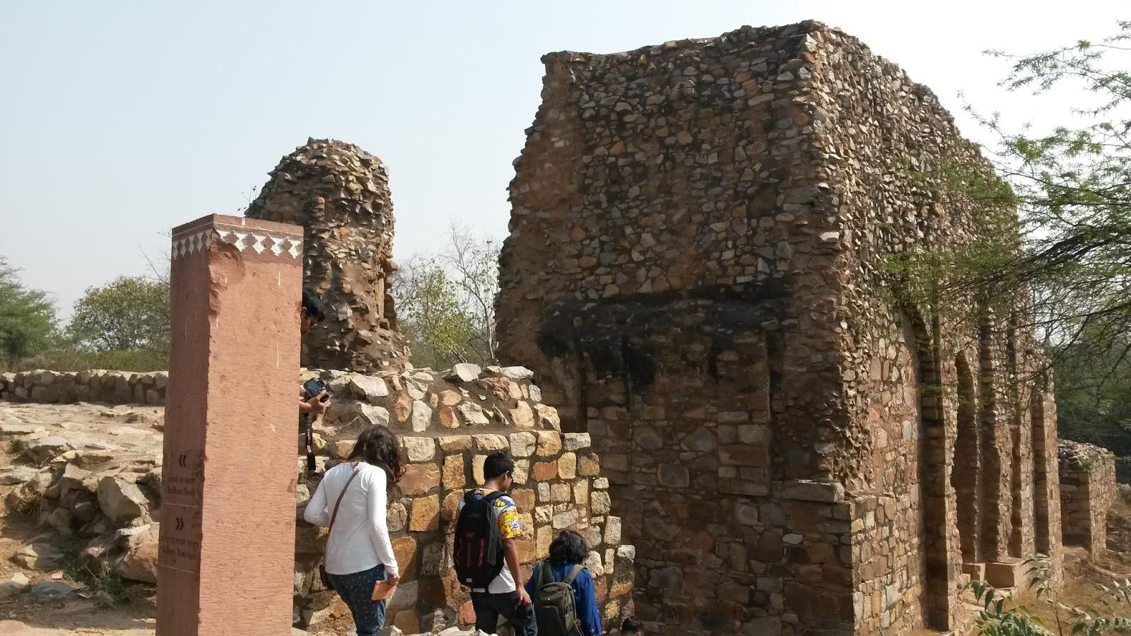 Cover image of this place Mehrauli Arc