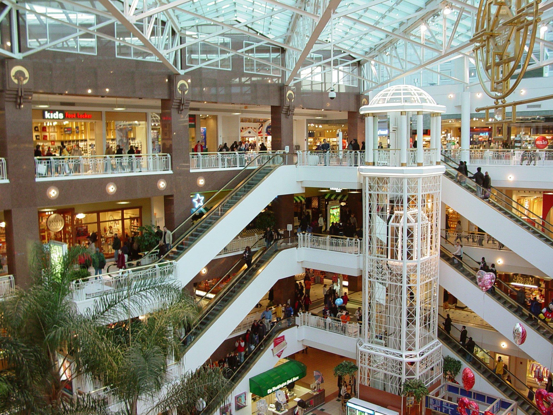Cover image of this place Fashion Centre at Pentagon City