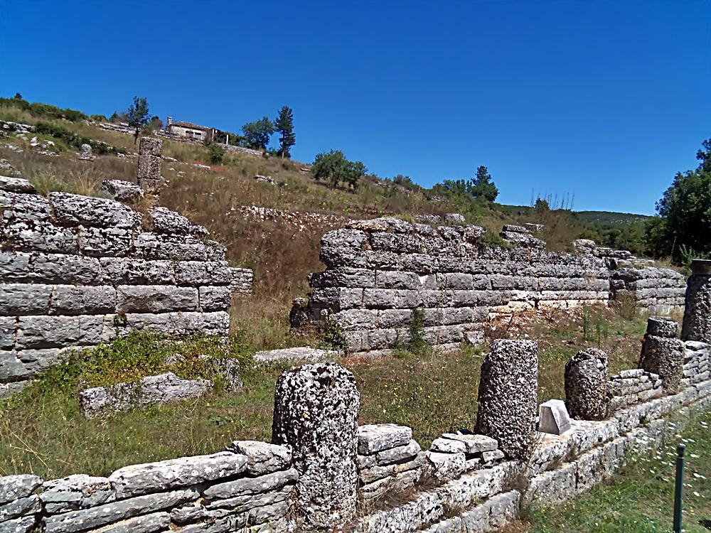 Cover image of this place Ancient Theater of Dodoni