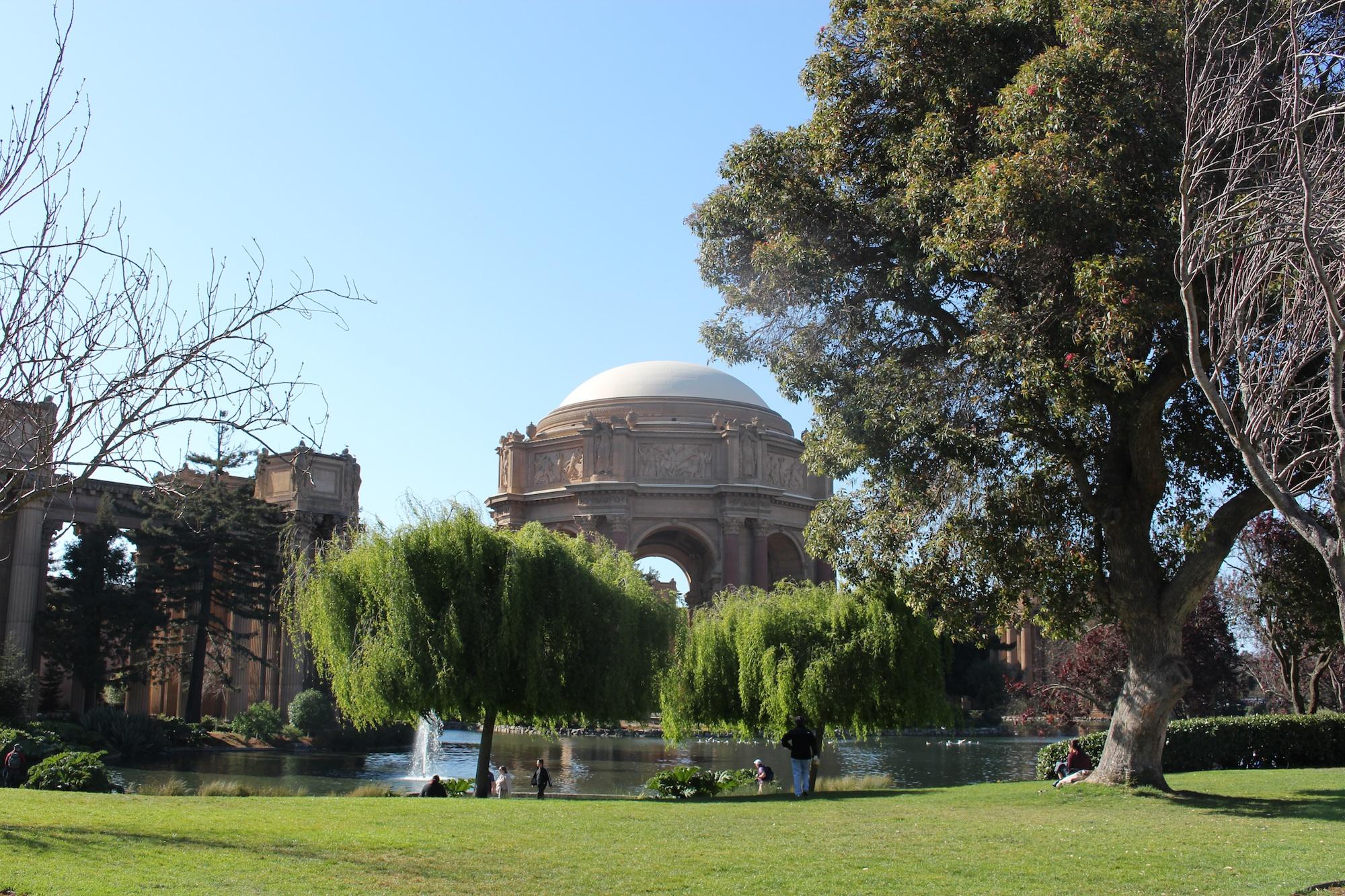 Cover image of this place Palace of Fine Arts