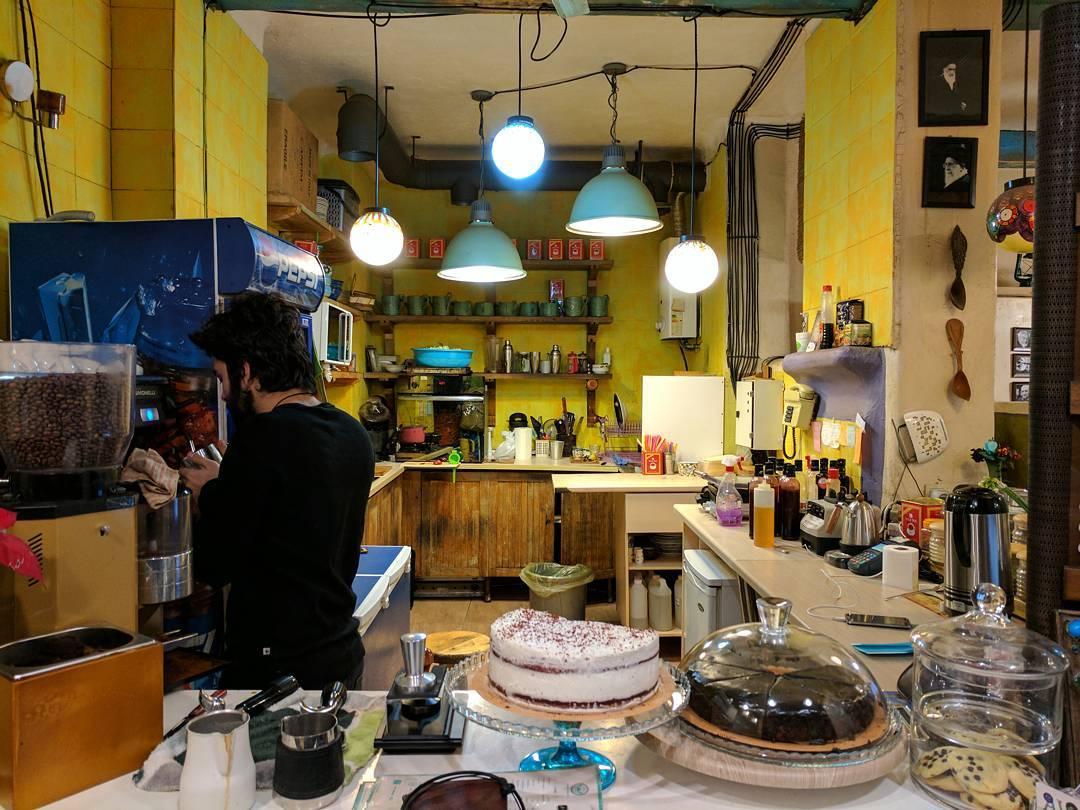 Cover image of this place Ferdowsi Café | کافه فردوسی (کافه فردوسی)