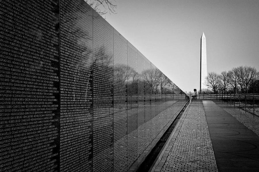 Cover image of this place Vietnam Veterans Memorial