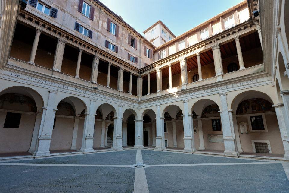 Cover image of this place Chiostro del Bramante