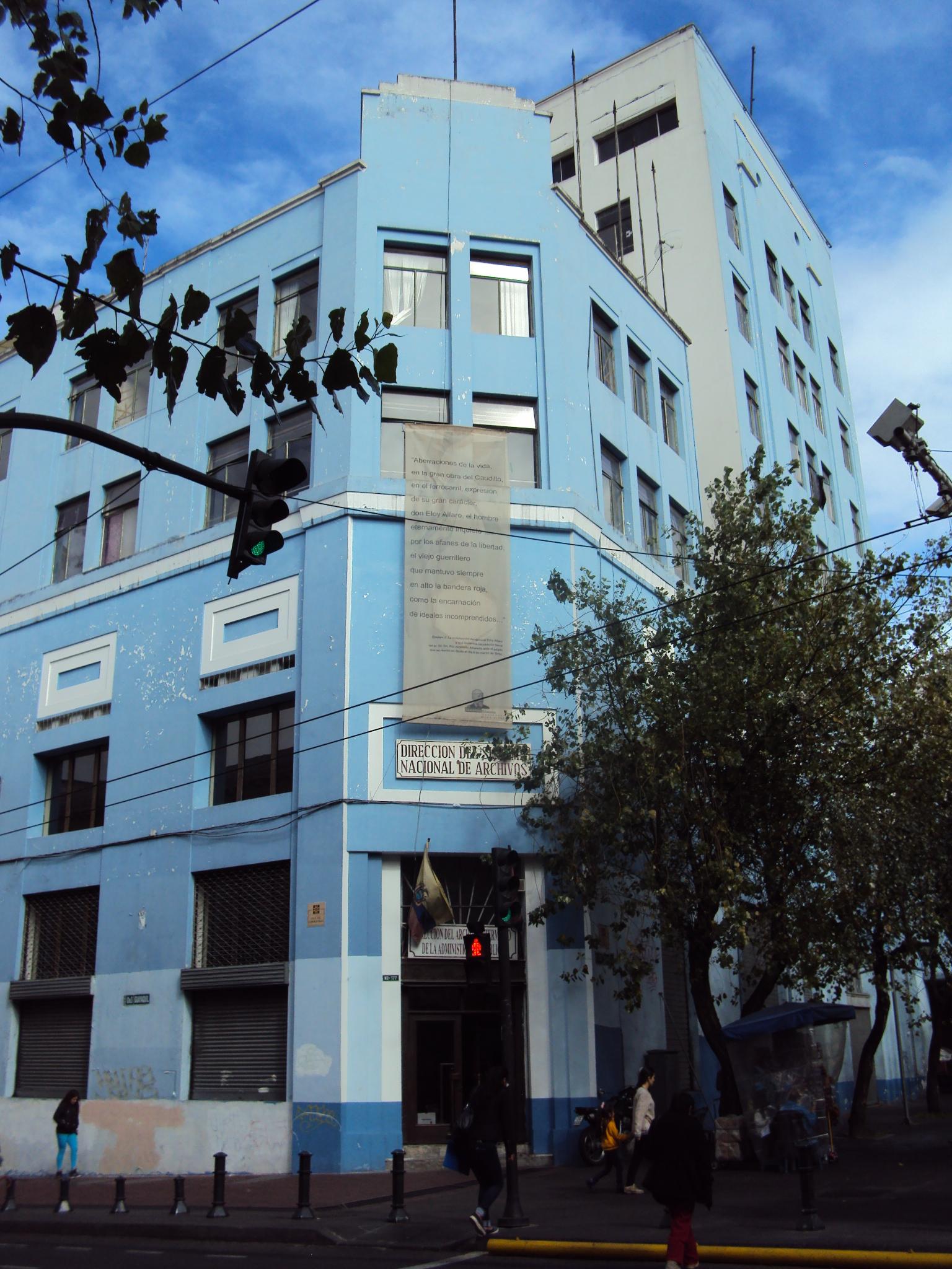 Cover image of this place La Previsora Building