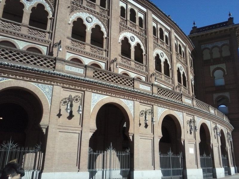Cover image of this place Las Ventas Bullfighter Ring