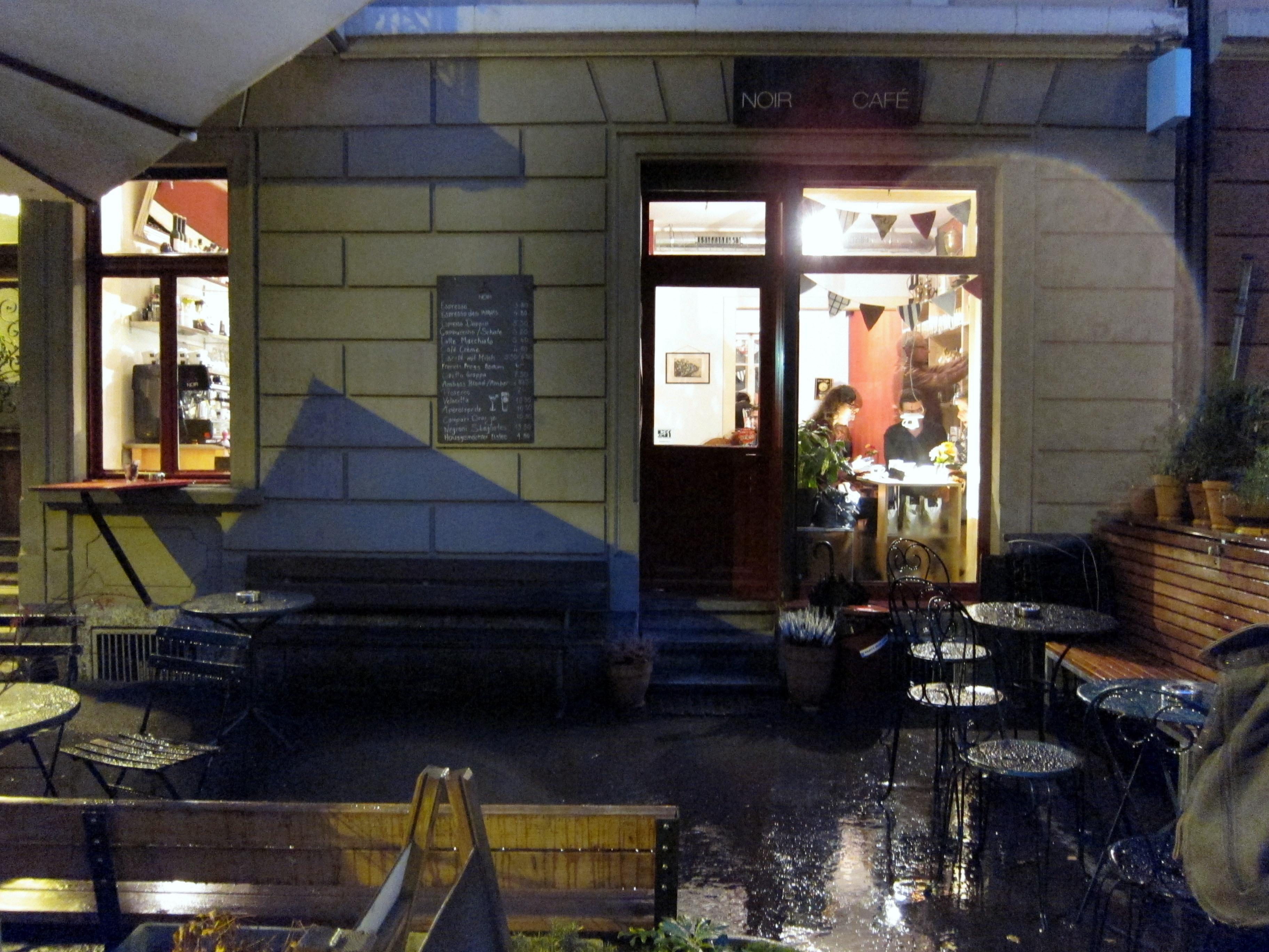 Cover image of this place Café Noir
